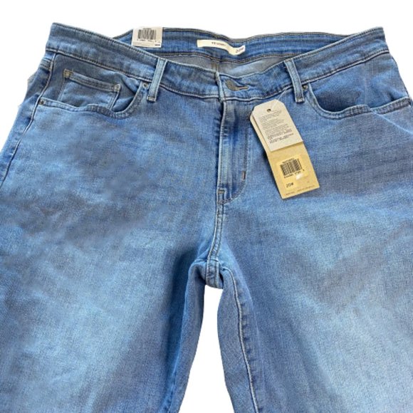 NWT Levi’s Plus Skinny Jeans - Picture 2 of 5